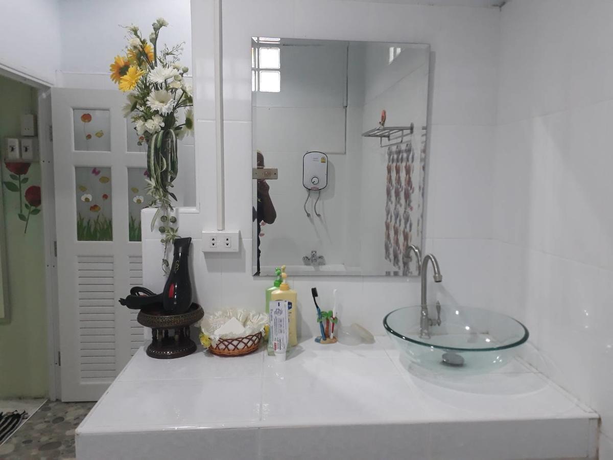 Garden Homestay Сураттхани Экстерьер фото