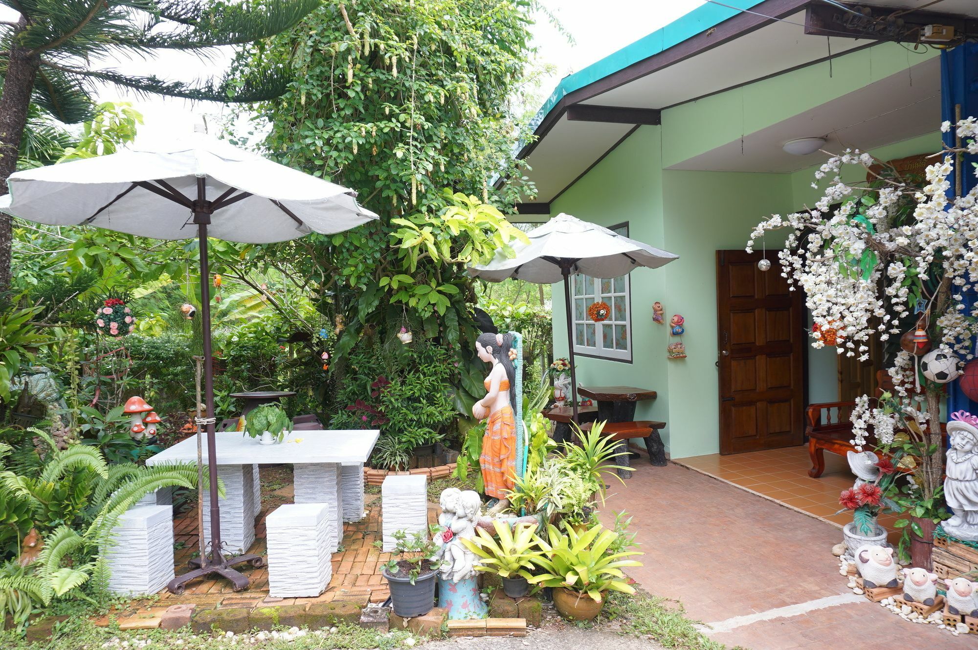 Garden Homestay Сураттхани Экстерьер фото